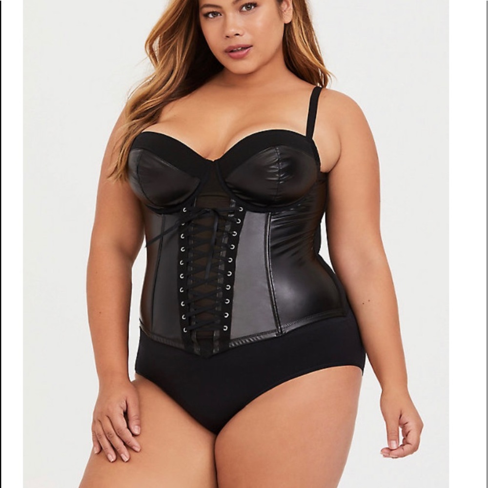 Torrid Faux Leather Corset Top Size 6 / 5x/ 6x